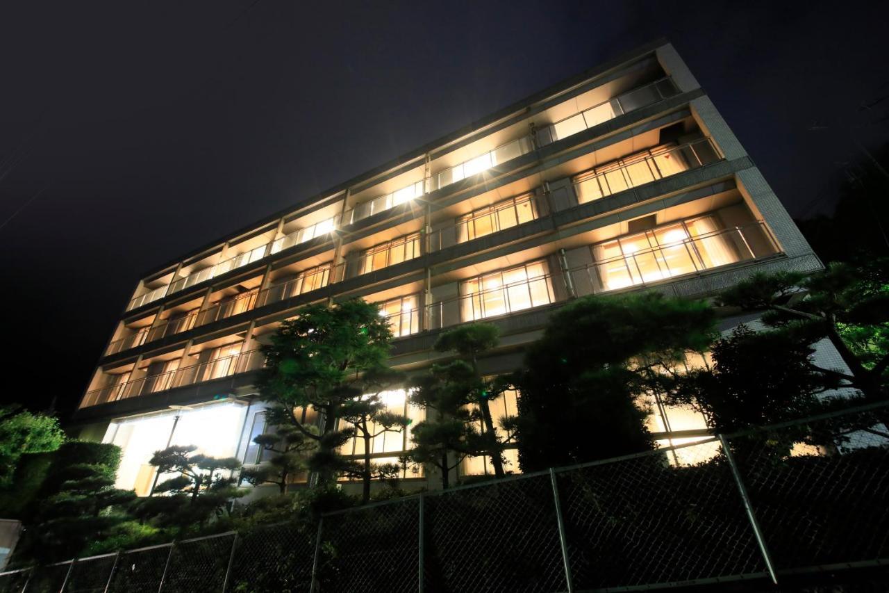 Отель Atami Fuga Экстерьер фото